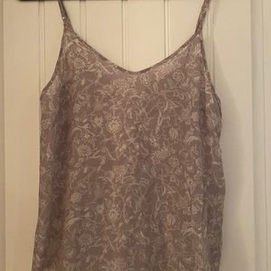 Aritzia Wilfred Minou cami in lavender. Size M